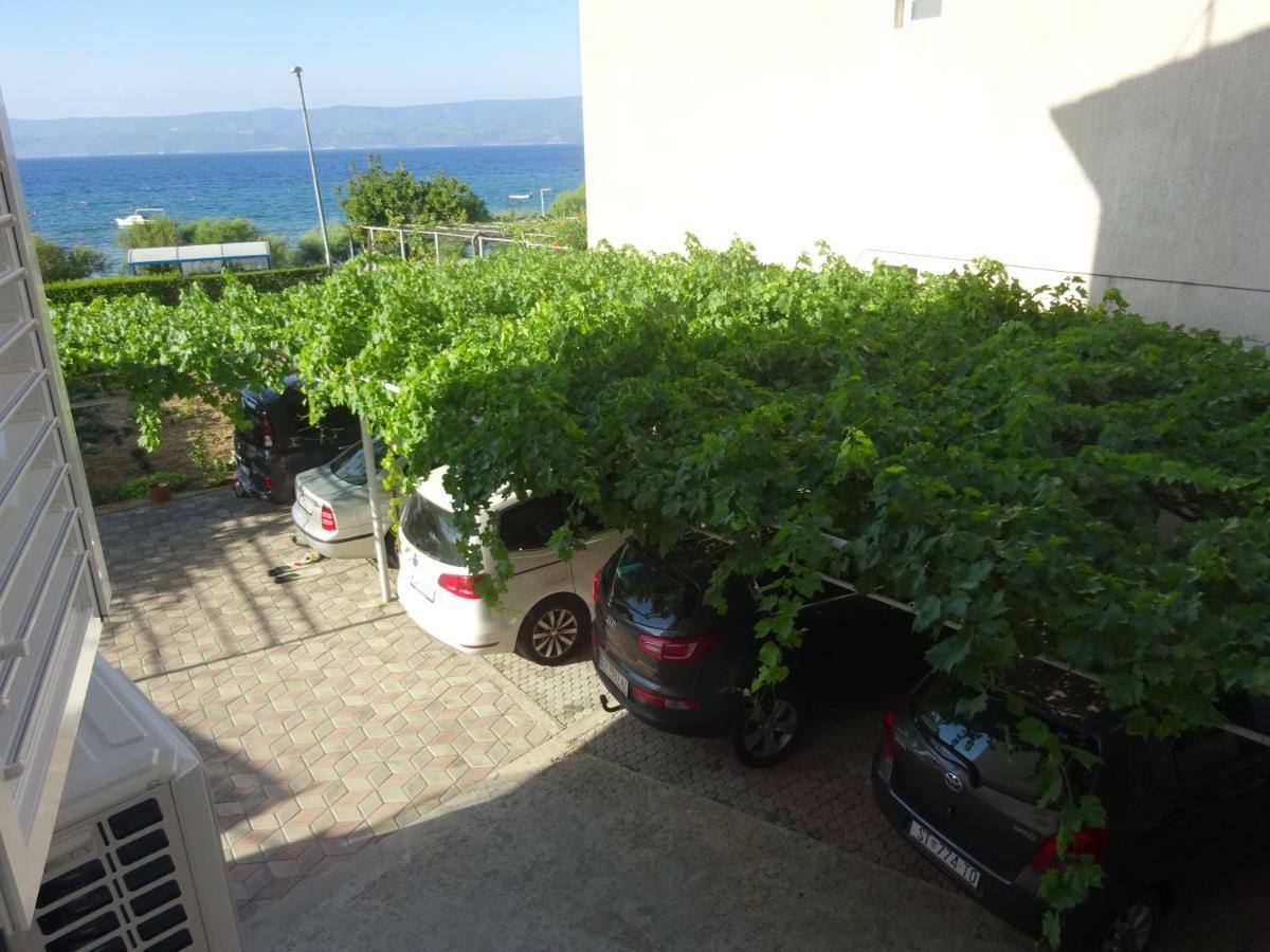 Apartment Duce Omis Exterior photo